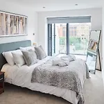 Centre Luxury Penthouse With Private Terrace 아파트