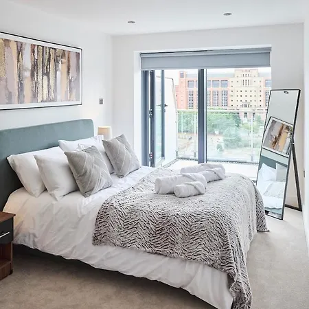 Centre Luxury Penthouse With Private Terrace アパート