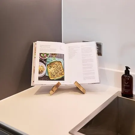 Daire Centre Luxury Penthouse With Private Terrace Leeds (West Yorkshire)