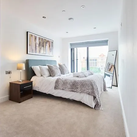 Centre Luxury Penthouse With Private Terrace Leeds (West Yorkshire)