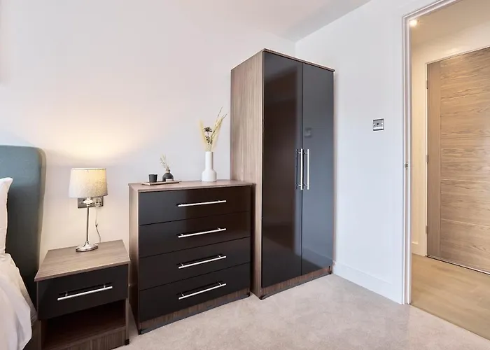 Centre Luxury Penthouse With Private Terrace