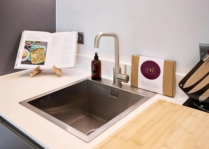 Centre Luxury Penthouse With Private Terrace